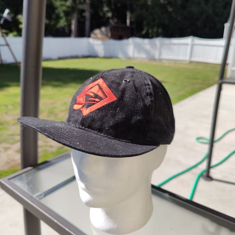 Vintage Marlboro Cigarette Hat Cap Advertising Strapback Black USA 80s 90s Rare